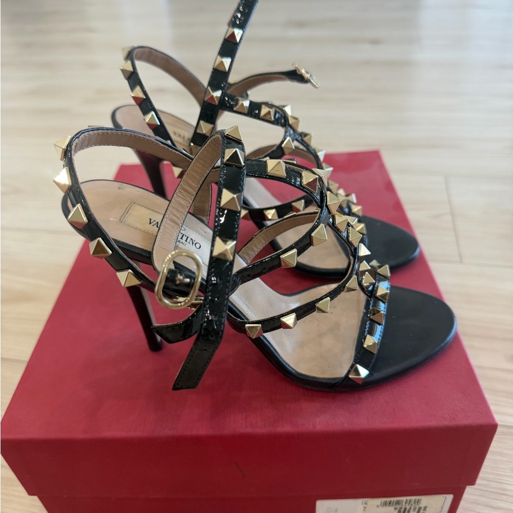 Valentino Black Patent Rockstud Strappy Heels with Gold Studs - Picture 4 of 5